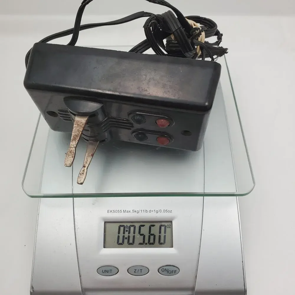 Lionel 1121-100CX Switch Controller Needs Rewiring For Parts or Repair
